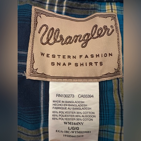 Men’s Wrangler Western Men's Large Blue and Yellow Plaid Pearl Button Up Top - Picture 3 of 3